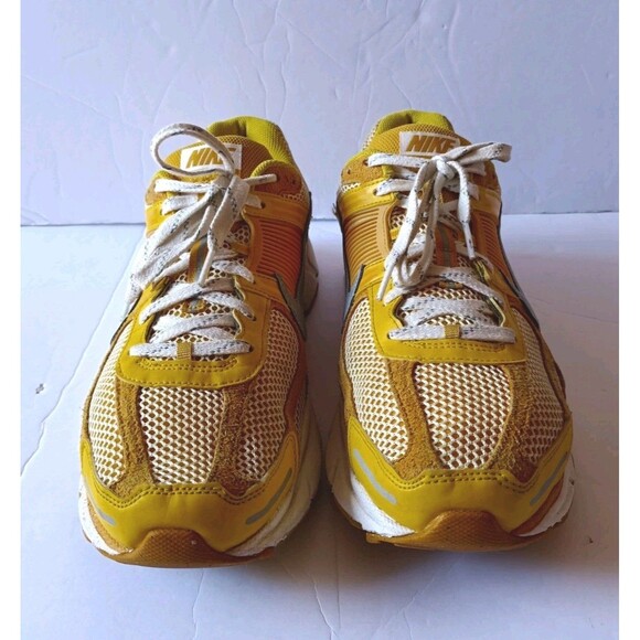 Nike Zoom Vomero 5 Shoes Men's 12.5 Yellow Cushioned Mesh - Picture 2 of 9